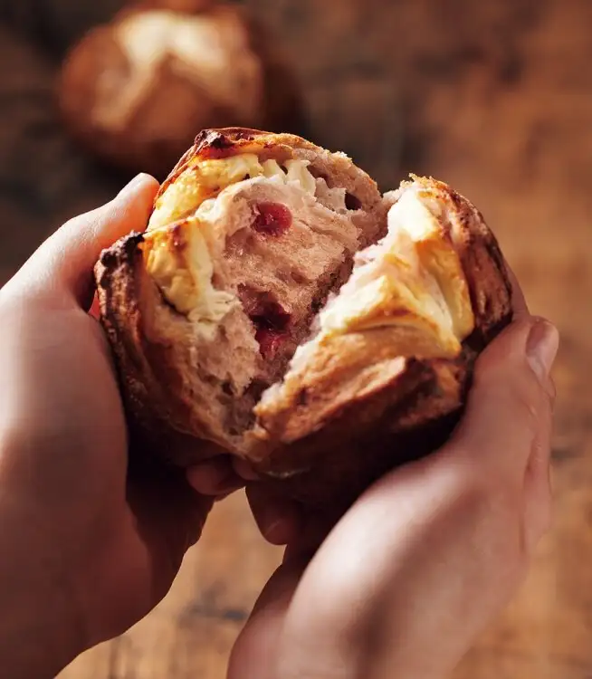 画像：フランク・カステヤの天然酵母パン12ヵ月頒布会