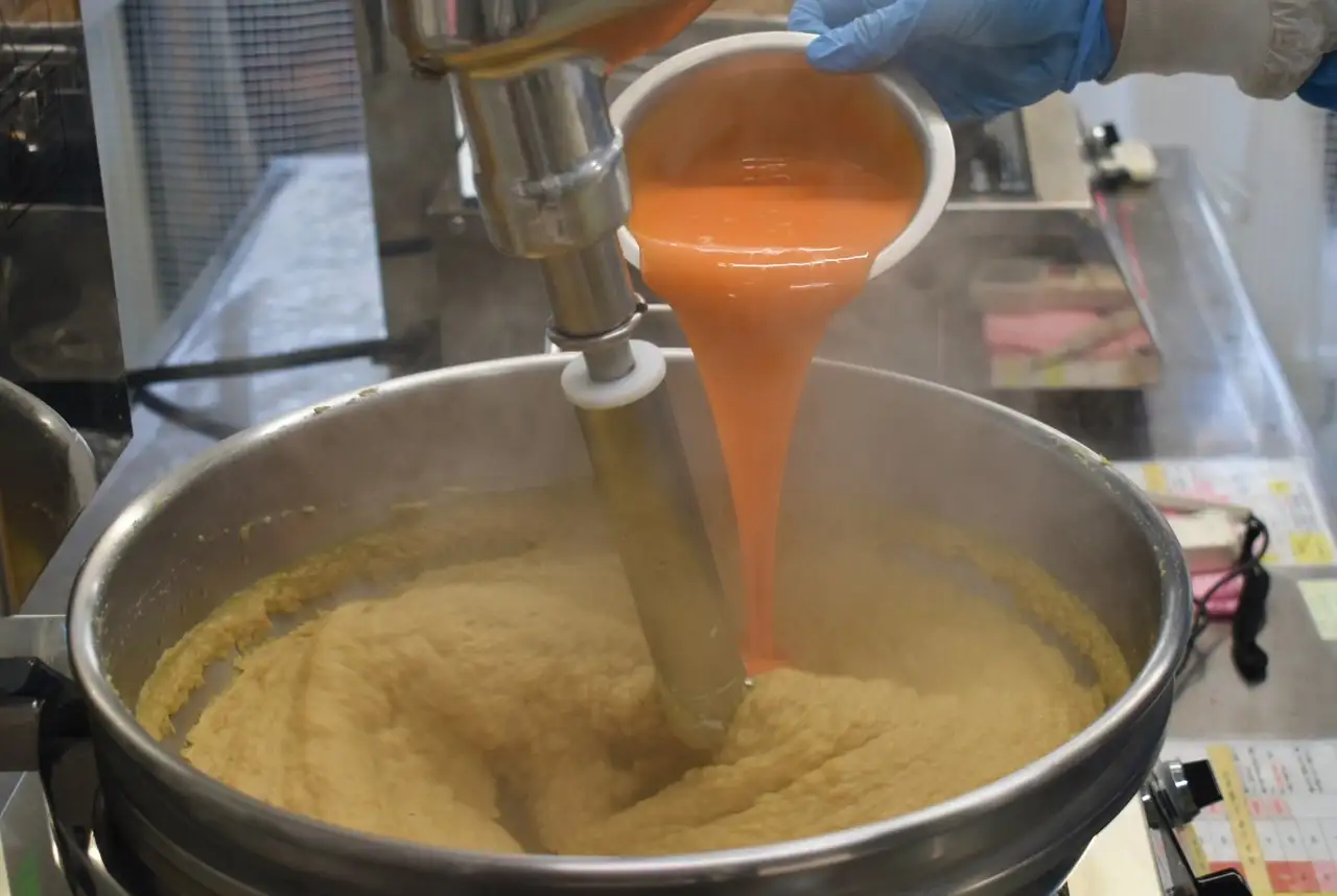 ペースト状になったにんにく