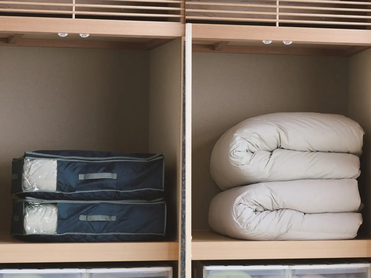 除湿布団・衣類収納袋