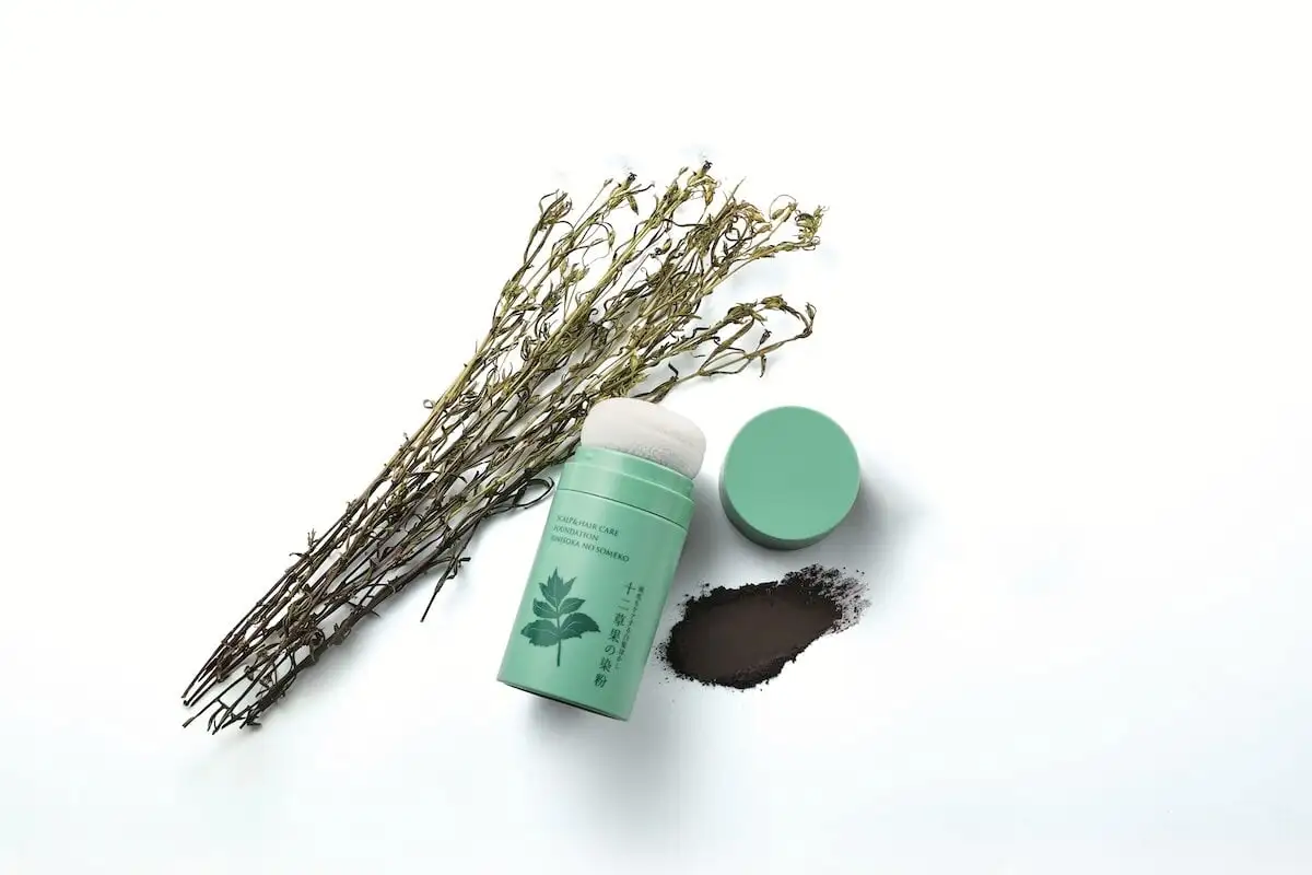 白髪だけでなく、薄毛もうっすら気になり出したなら