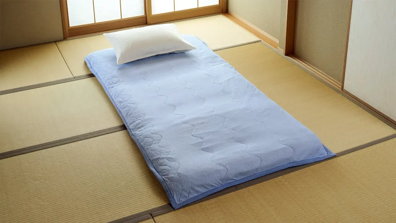 パイルになった脱脂コットンが寝汗を一気に吸ってくれる脱脂コットン敷パッド
