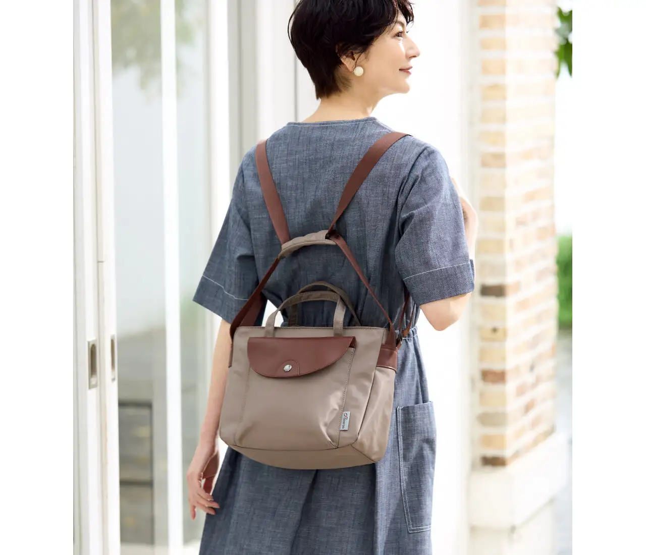 画像：コアルーリュックステラをリュックとして使っている様子