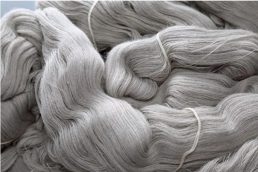 「フジヒート糸」になる様子