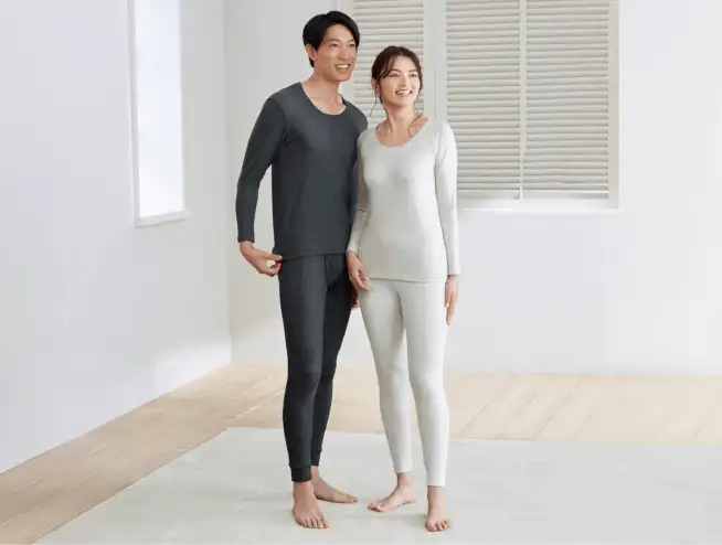 画像：フジヒートの標準シャツ・標準ロングパンツ（女性用・男性用）