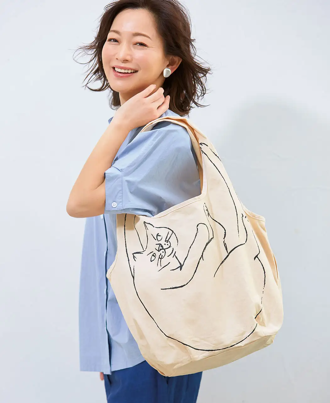 8時だよ 通販生活 ぶらさがり猫のマルシェトート 大小セット 公式 カタログハウスの通販サイト