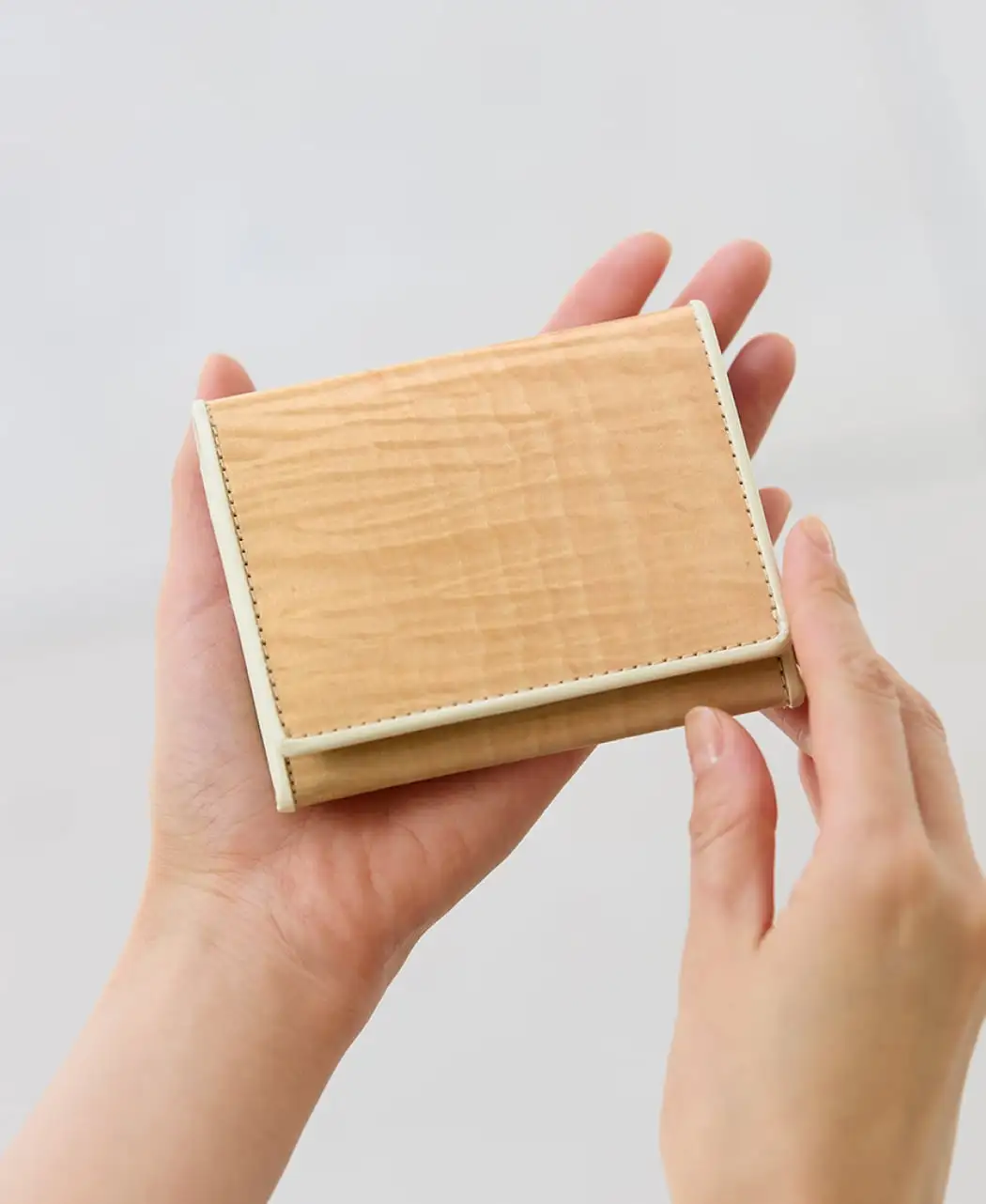 縫える木の三つ折財布1