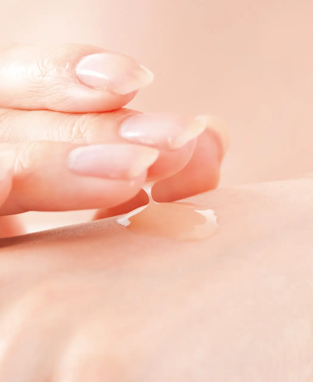 通販生活 ゴールデンシルクエッセンス 金の絹露 公式 カタログハウスの通販サイト