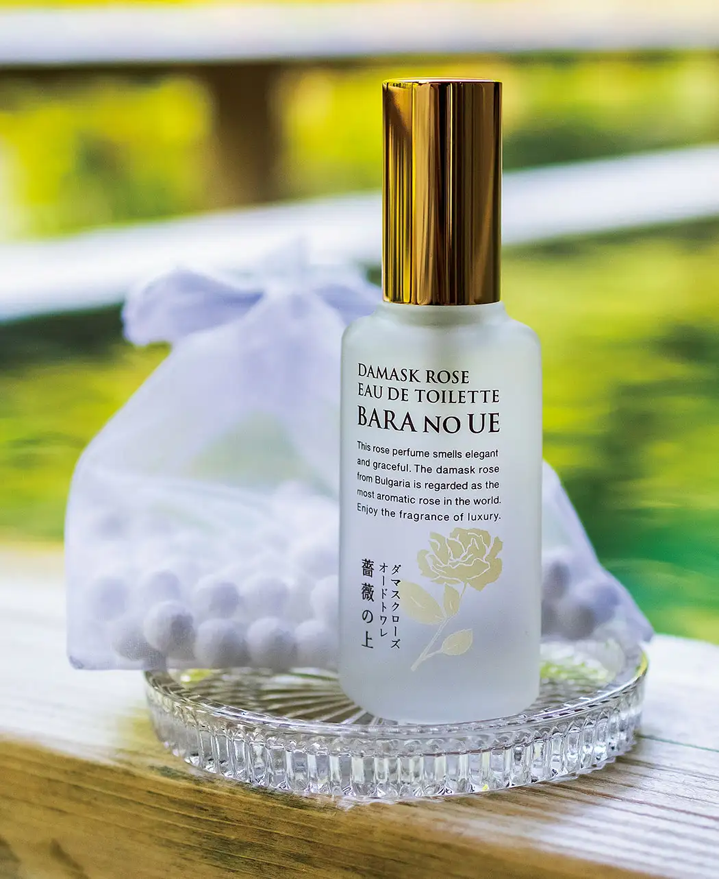 通販生活 ダマスクローズオードトワレ 薔薇の上 公式 カタログハウスの通販サイト