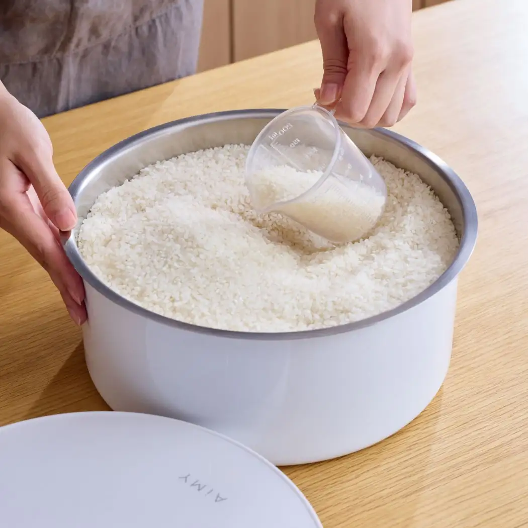 通販生活　自動脱気米びつ 通販生活®自動脱気米びつ｜【公式】カタログハウスの通販サイト