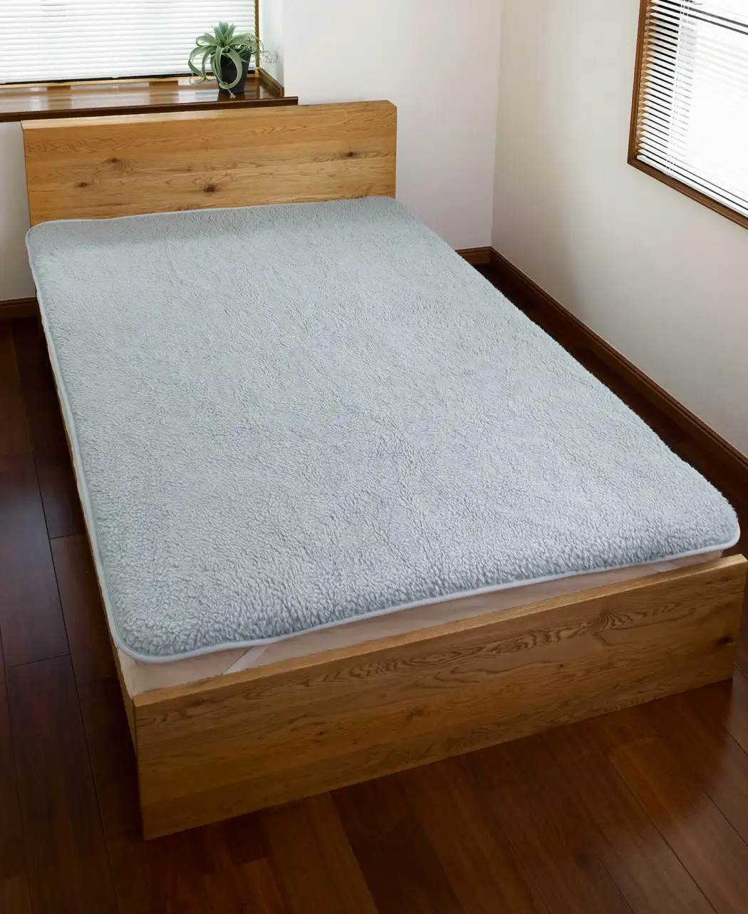 フジヒートのボア敷パッド1