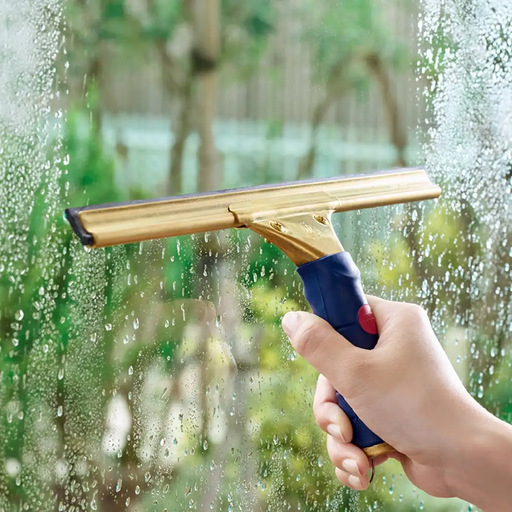 年末大掃除に大活躍！掃除道具のピカイチはこれだ｜【公式】カタログ