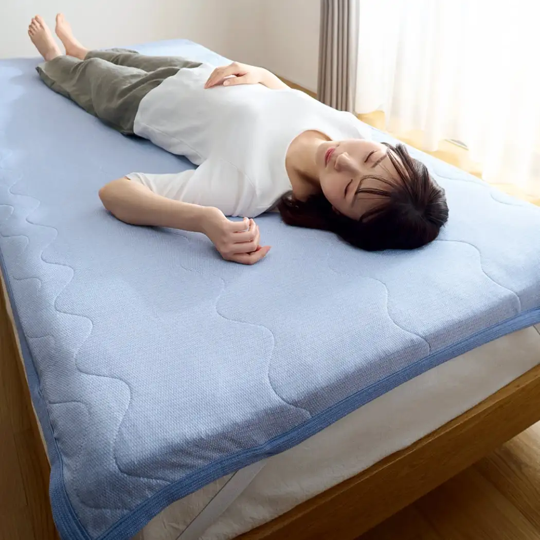 画像：さらさら脱脂コットン敷パッド