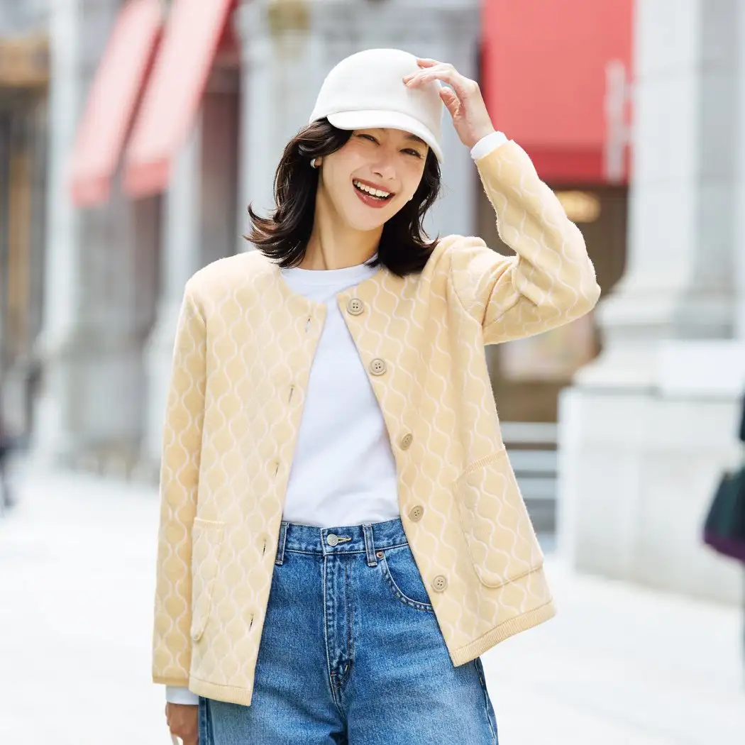 フラスコ柄ニットジャケット