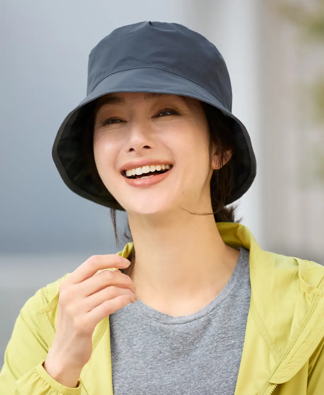 通販生活®晴雨兼用・手のひら帽子｜【公式】カタログハウスの通販サイト