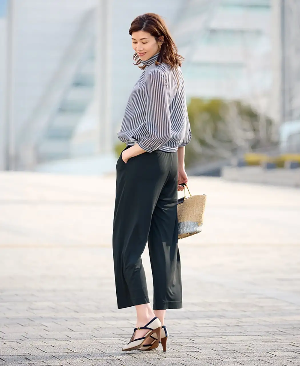 そよ風ワイドアンクル丈パンツ4