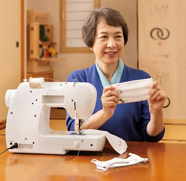栗栖律子さん
