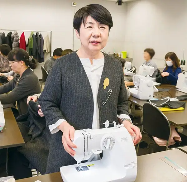 月居良子 さん