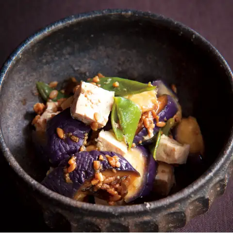 写真：夏野菜と豆腐のしょうゆ糀あえ