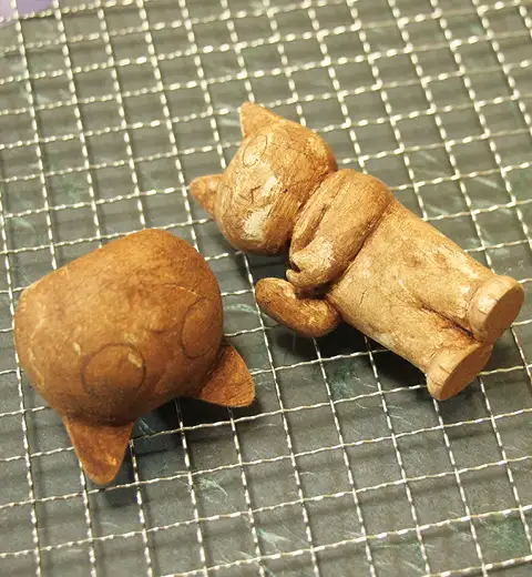 乾燥後、漆を塗って石粉粘土に吸わせる イメージ