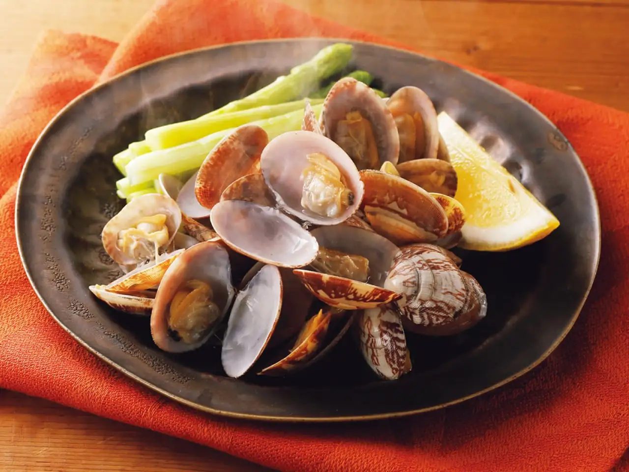 鉄分や亜鉛が豊富で貧血予防や疲労回復を助ける『貝』を使ったレシピ4選 イメージ