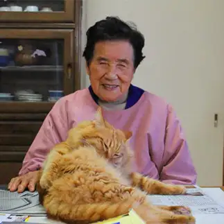 堂々としすぎるネコ　　キュッタンとお姉たさん